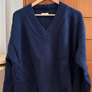 James Street Co. Navy Sloane V-Neck Sweater